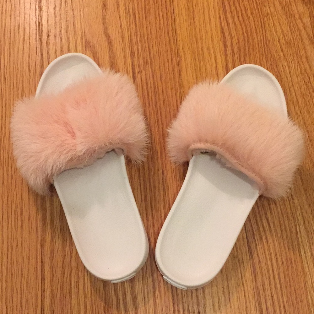 Ugg Australia faux fur slides size 8